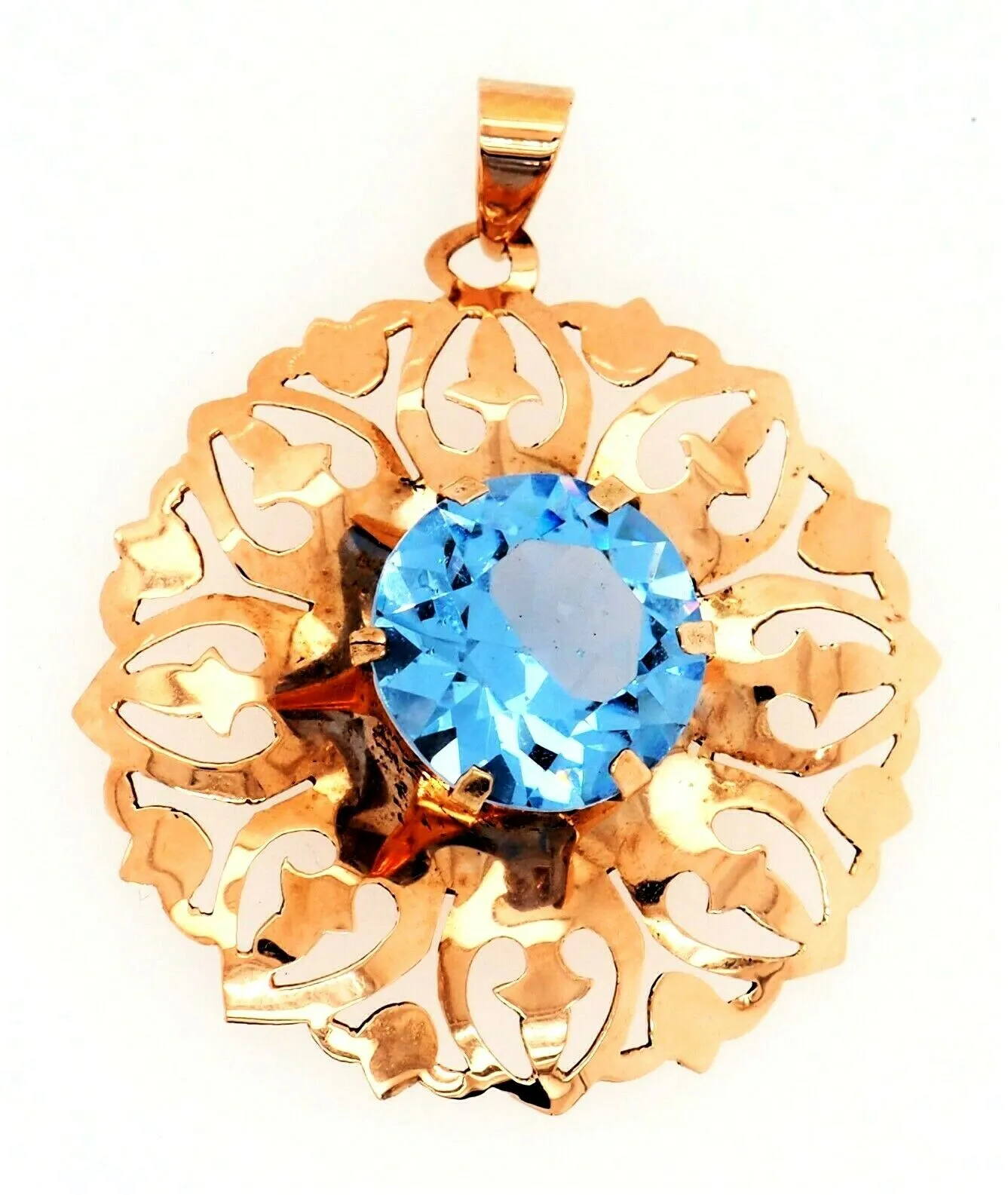9ct Yellow Gold Blue Paste Vintage Pendant