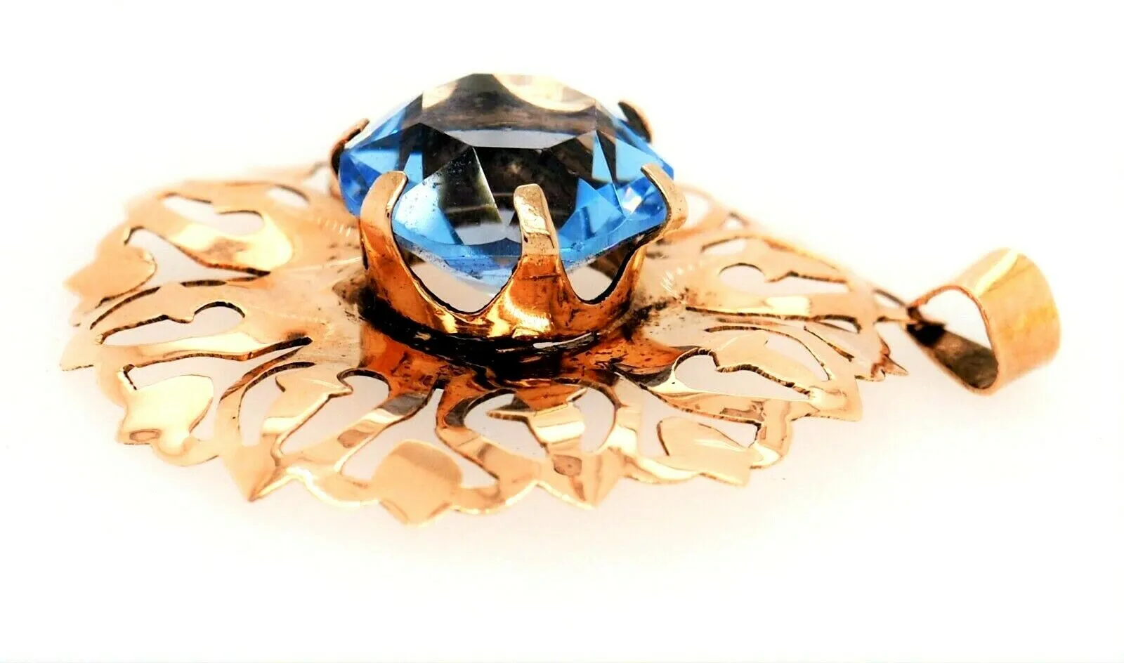 9ct Yellow Gold Blue Paste Vintage Pendant
