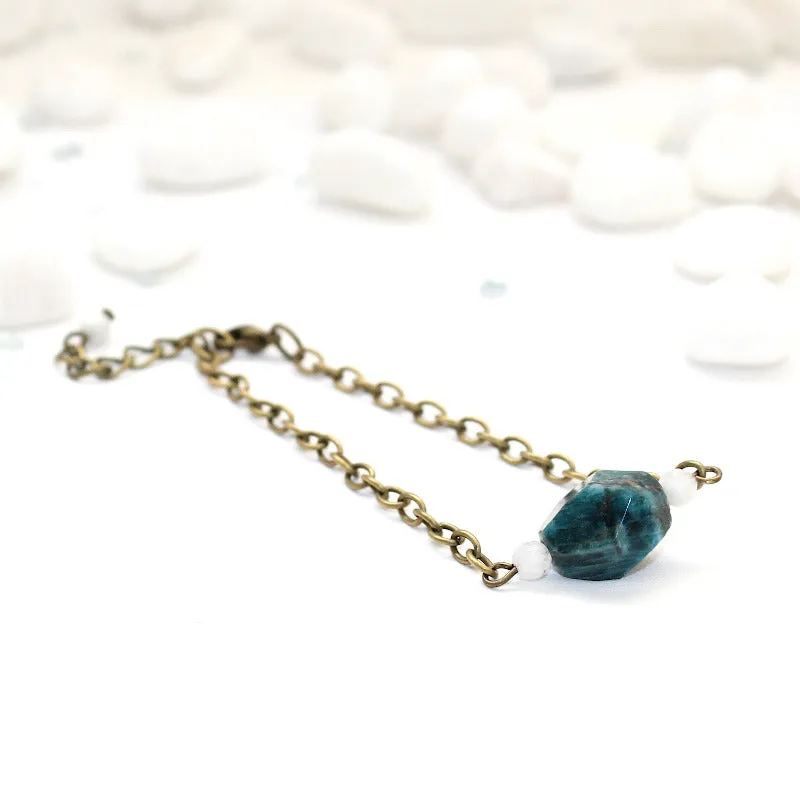 Apatite and Rainbow Moonstone Bracelet
