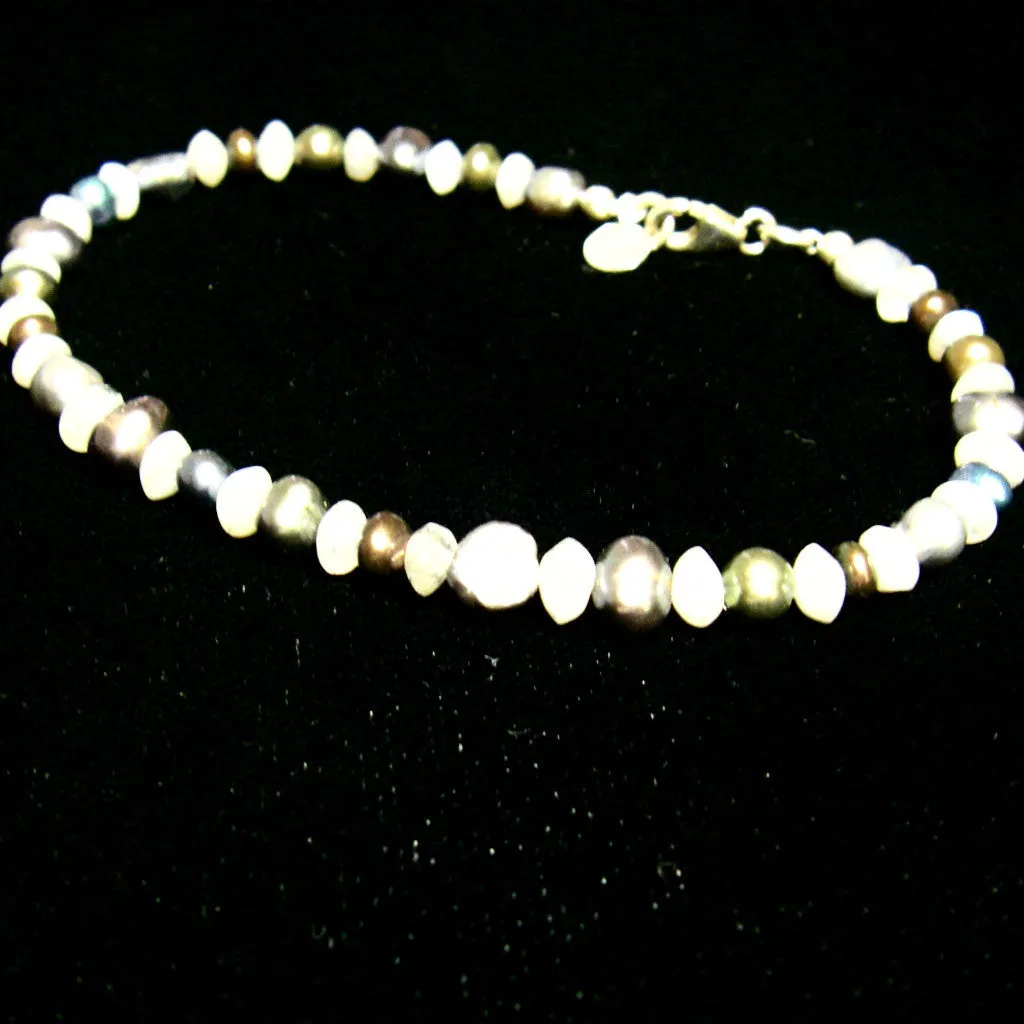 Labradorite & Black Pearl Bracelet