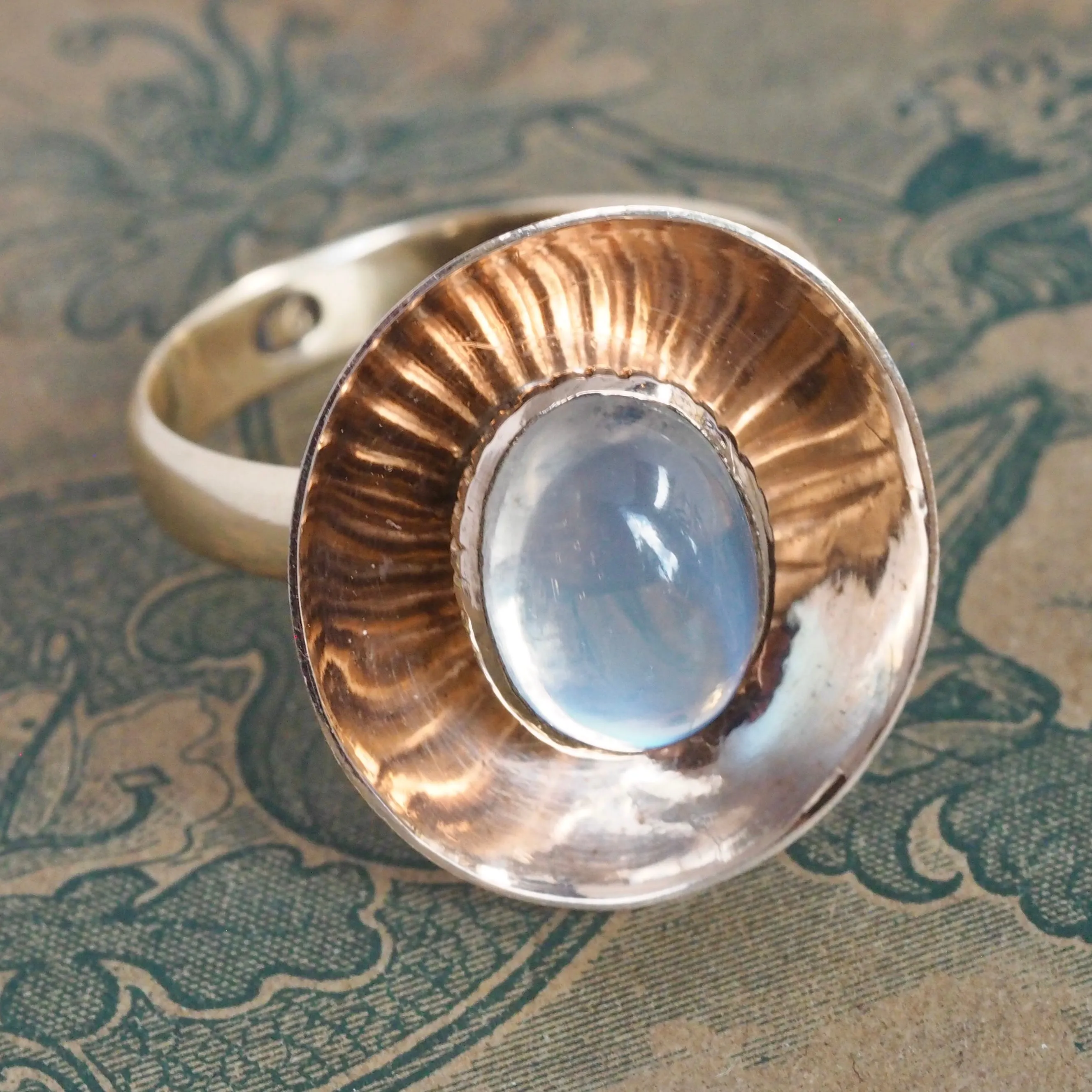 Midcentury Modern Mirrored 9k Gold Moonstone Ring