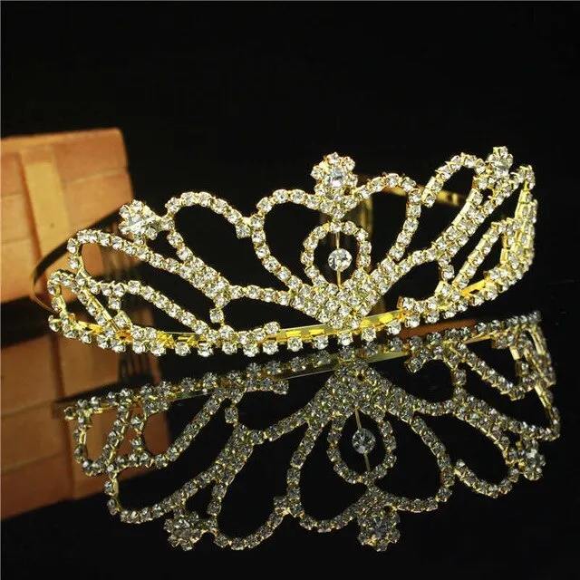 Silver and White Crystal Tiara Crown with Pearls and Flower Diadem