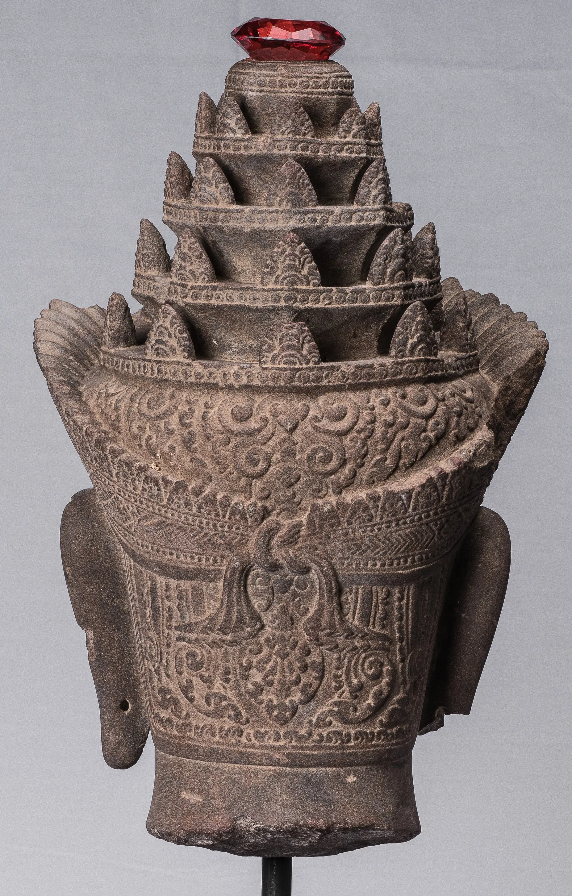 Vishnu Statue - Antique Banteay Srei Style Stone Mounted Khmer Vishnu Head - 56cm / 22"