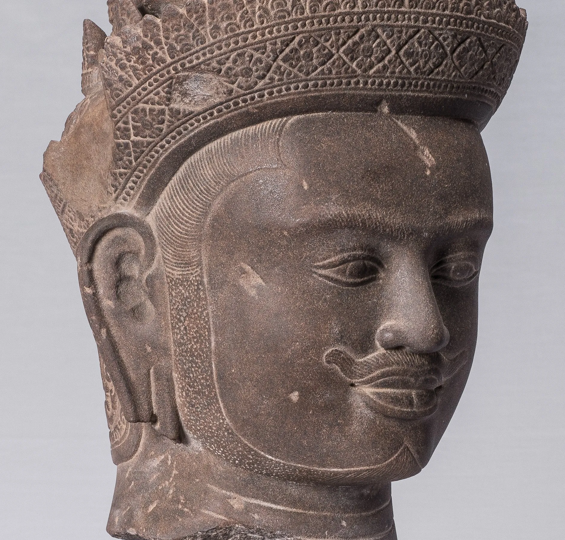 Vishnu Statue - Antique Banteay Srei Style Stone Mounted Khmer Vishnu Head - 56cm / 22"