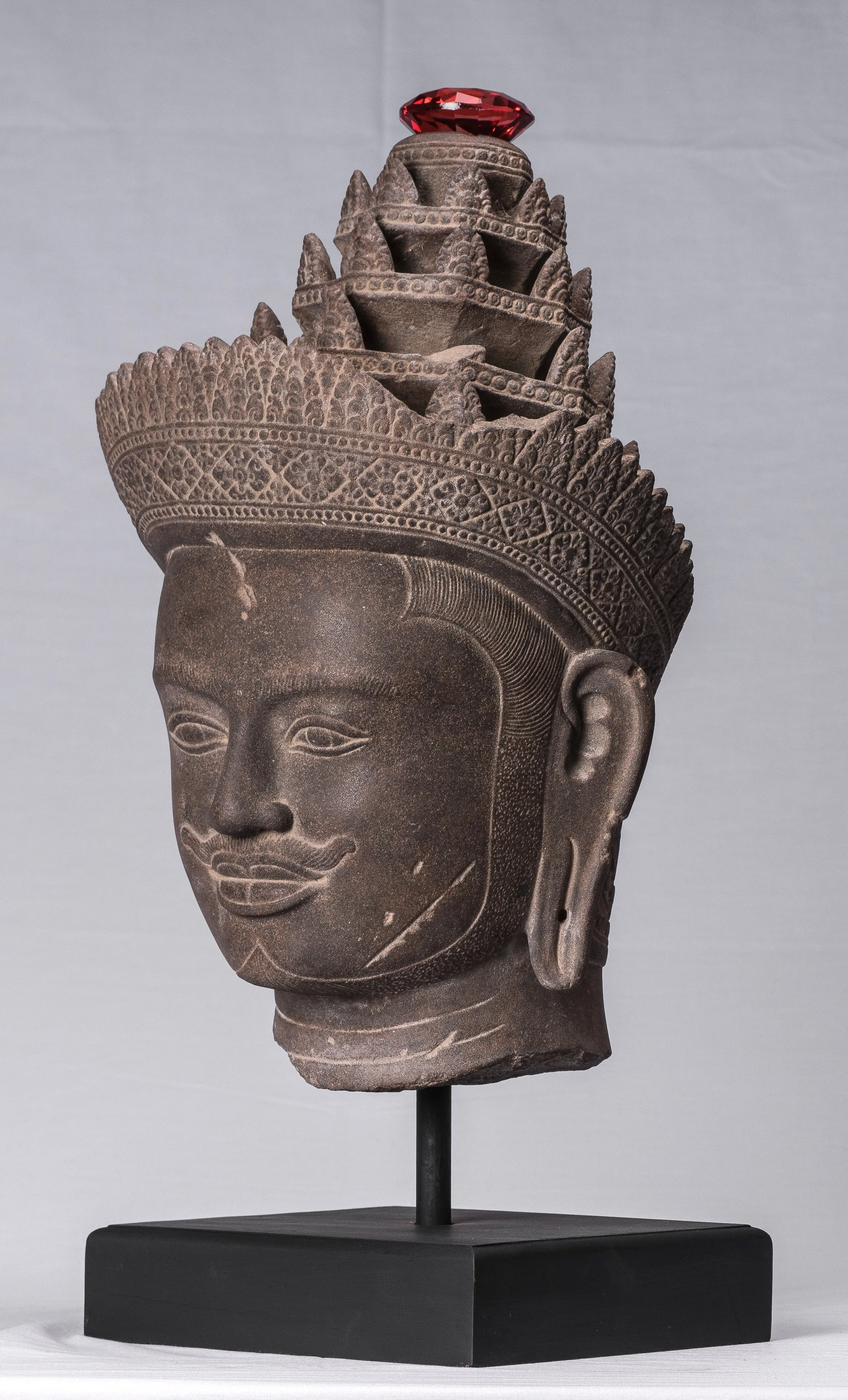 Vishnu Statue - Antique Banteay Srei Style Stone Mounted Khmer Vishnu Head - 56cm / 22"