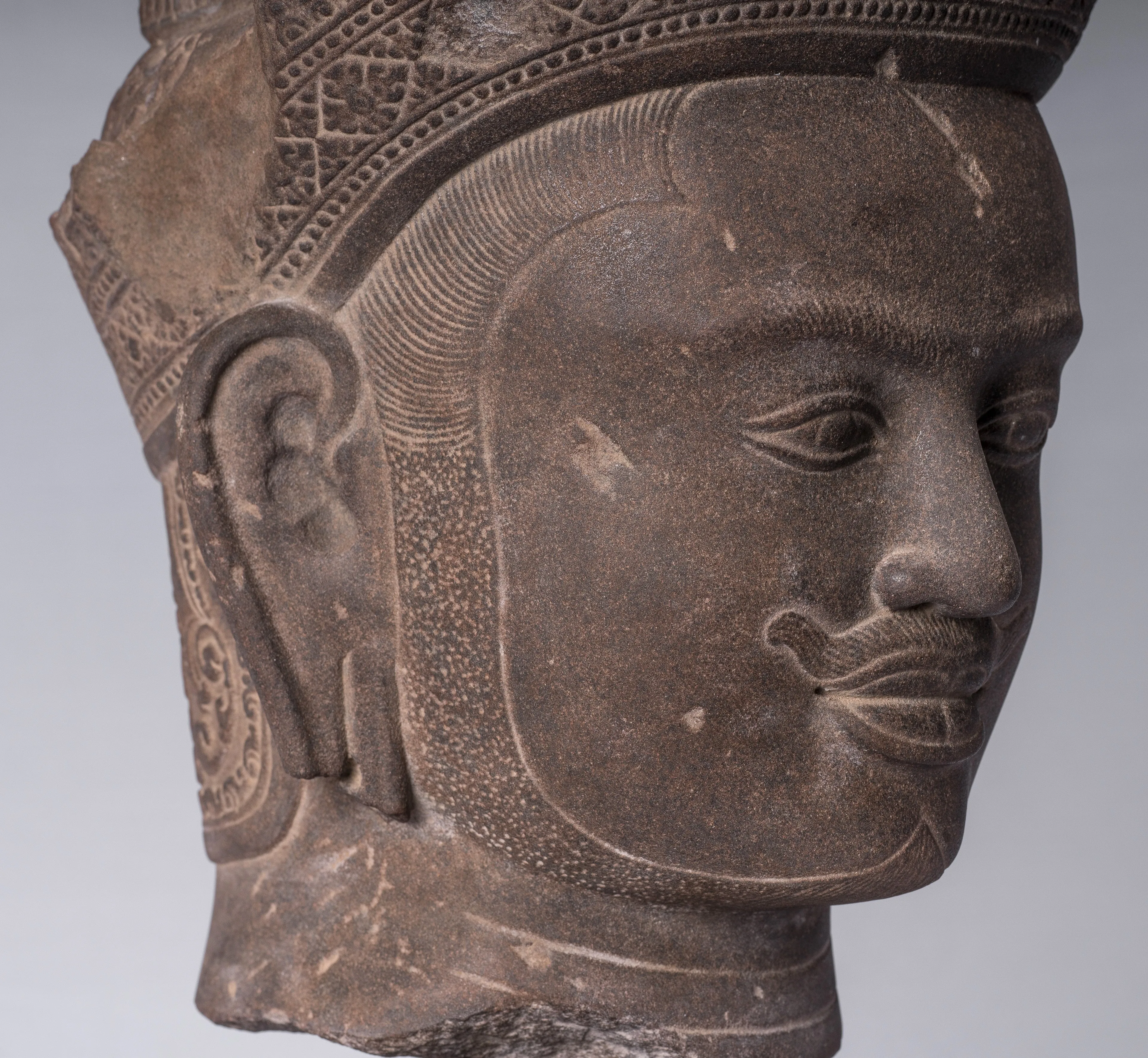 Vishnu Statue - Antique Banteay Srei Style Stone Mounted Khmer Vishnu Head - 56cm / 22"